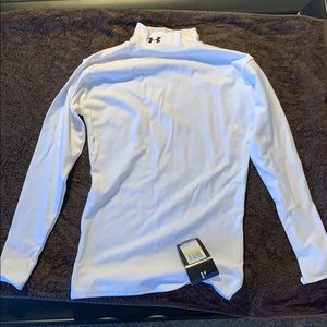 Under Armour compression fit men’s Medium